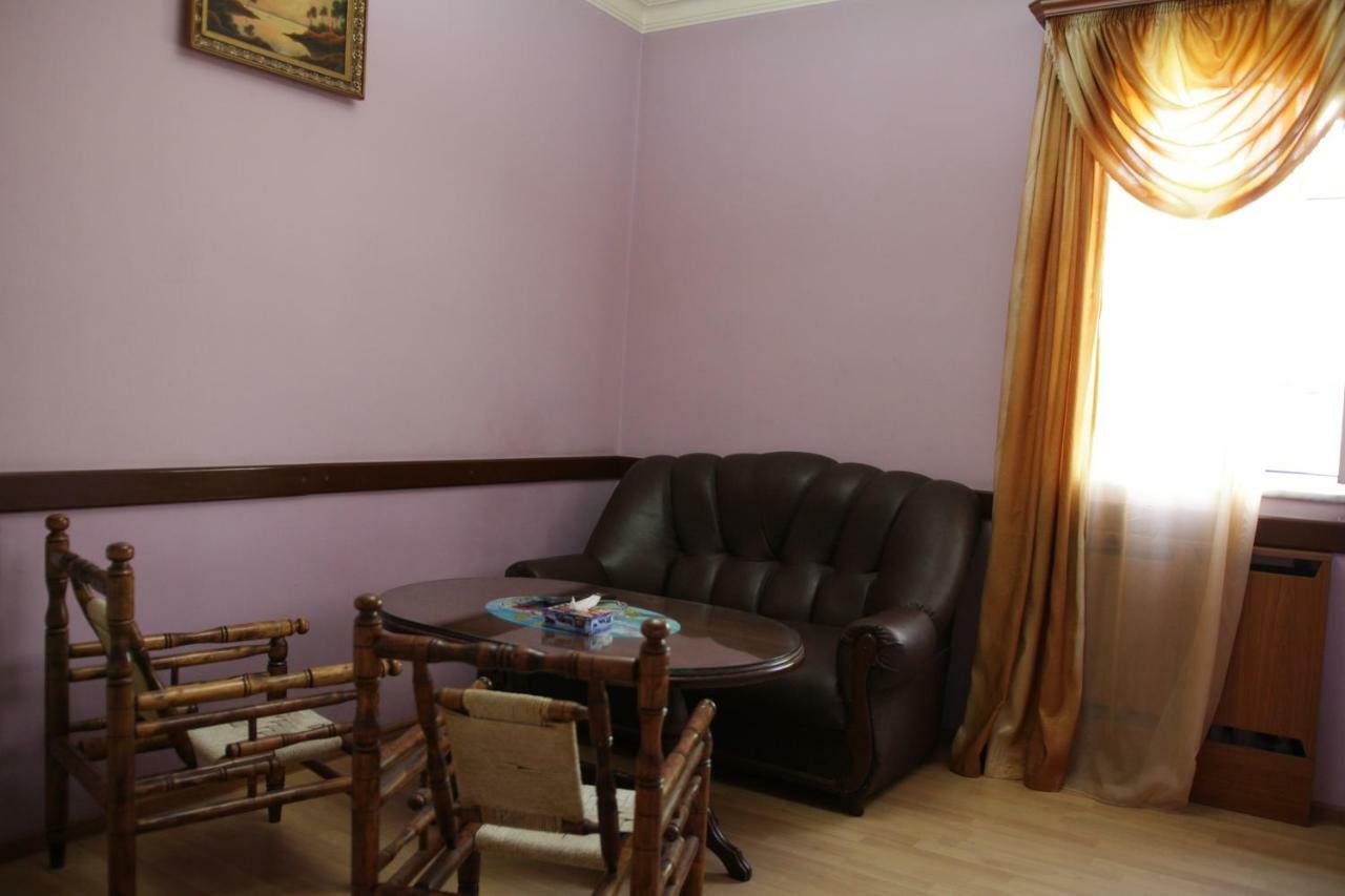 Zvartnots Ojakh Hotel Erevan Esterno foto