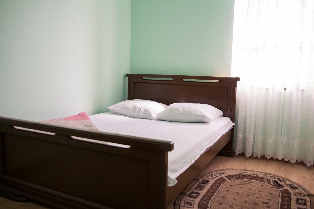 Zvartnots Ojakh Hotel Erevan Esterno foto