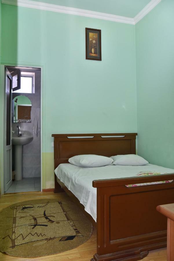 Zvartnots Ojakh Hotel Erevan Esterno foto