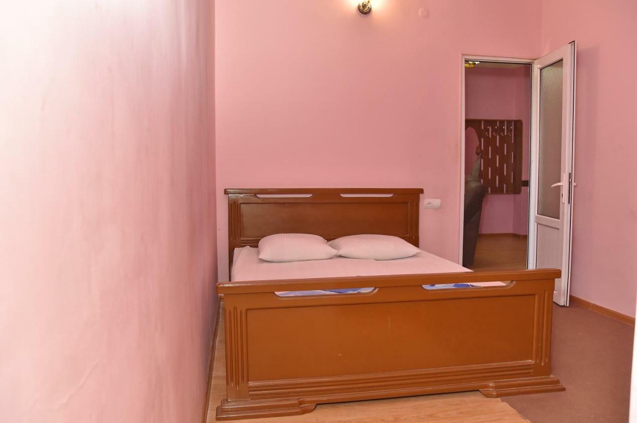 Zvartnots Ojakh Hotel Erevan Esterno foto