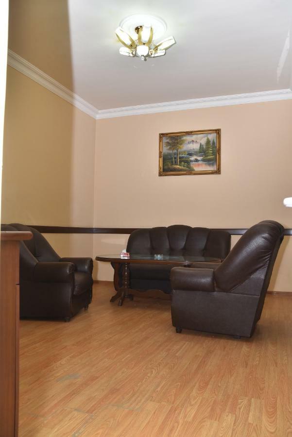 Zvartnots Ojakh Hotel Erevan Esterno foto